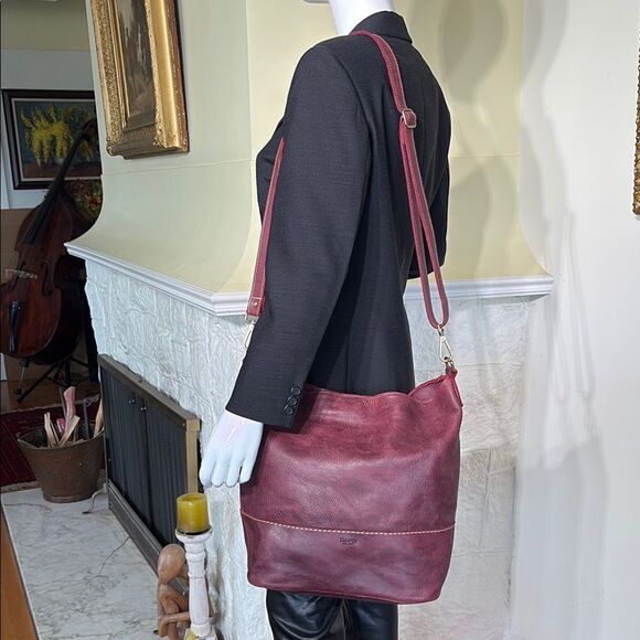 Roots Leather Extra Large Hobo Bucket Shoulder Crossbody Bag Made in Canada - Picture 9 of 14